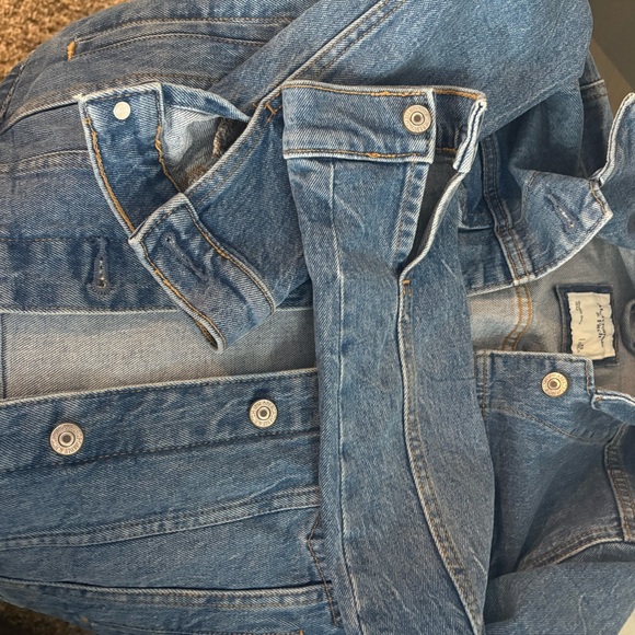 Abercrombie & Fitch Classic Blue Denim Jacket - Picture 2 of 5